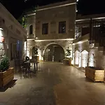 מלון Peruna Cave *