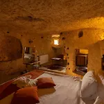 Peruna Cave *