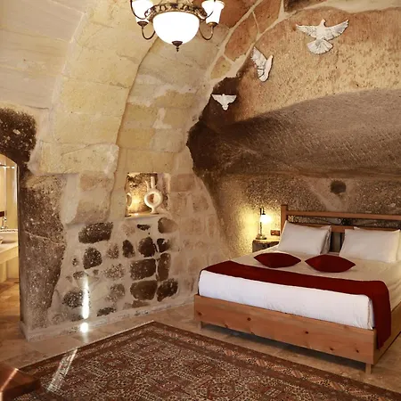 Отель Peruna Cave *