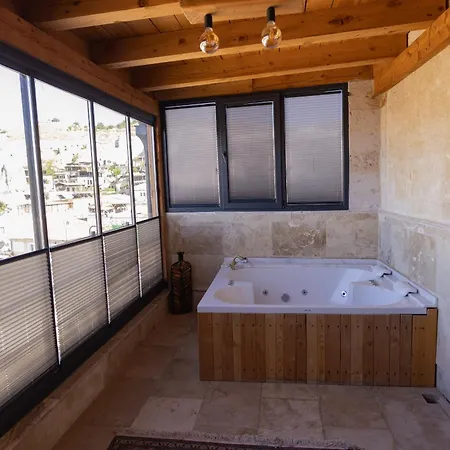 Peruna Cave * Göreme